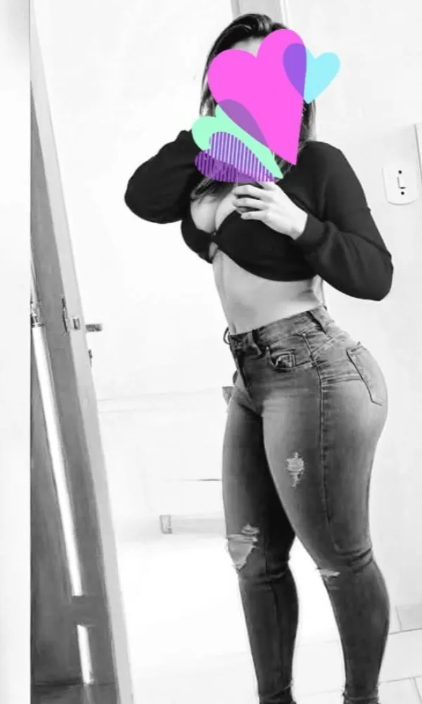 Bombon Caliente Avatar Bg
