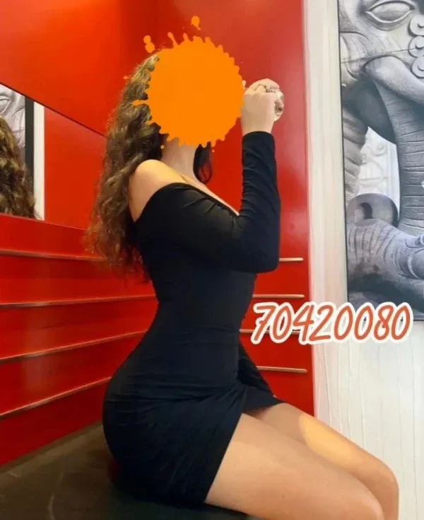Ceci Avatar Bg