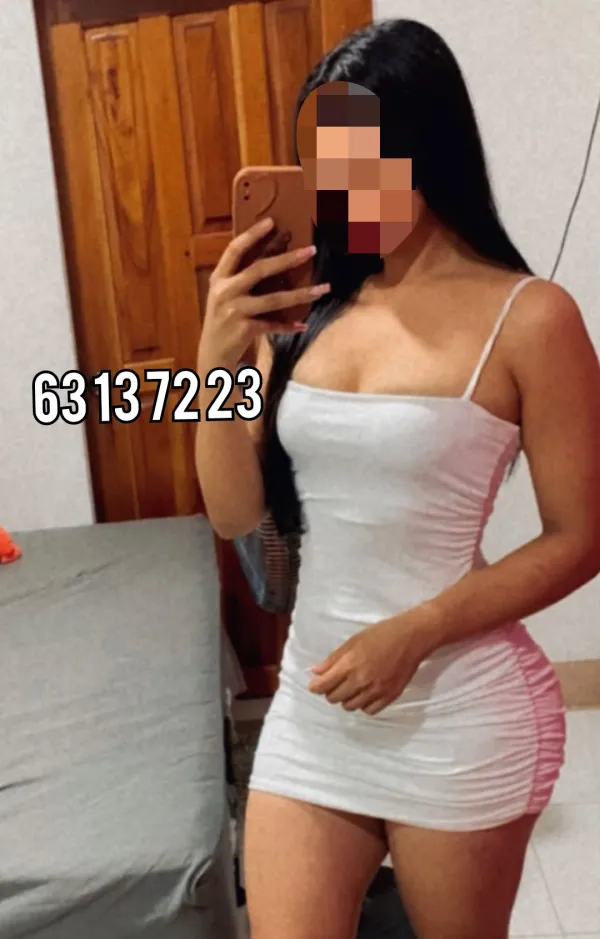 CAMILA Avatar Bg