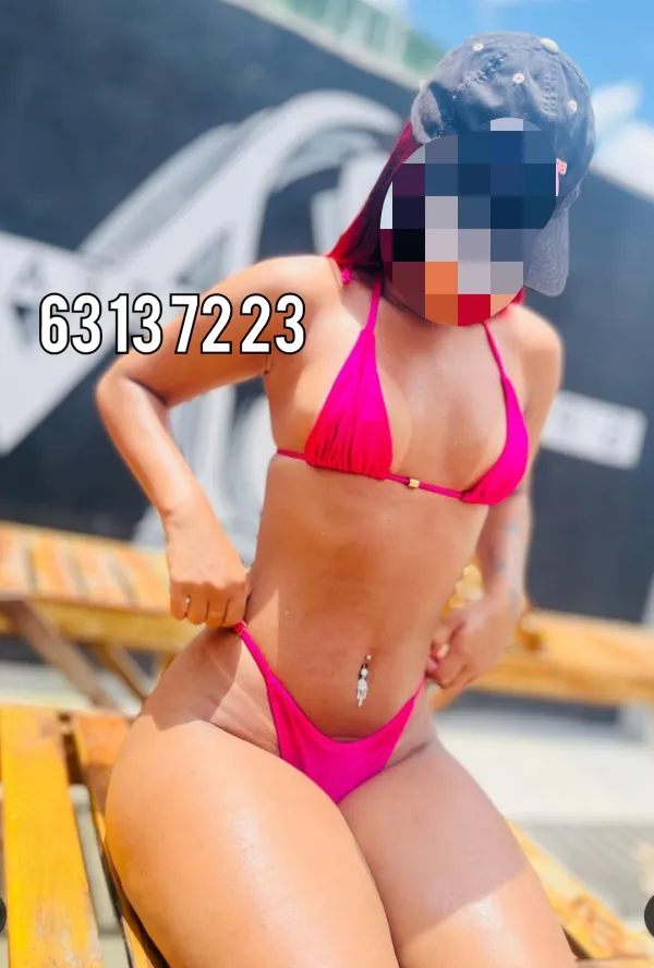 CAMILA Avatar Bg