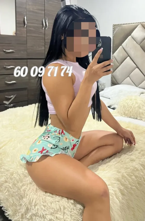 Eunice Ramirez Avatar Bg