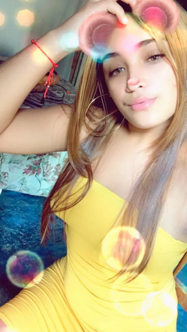 Sofialoor Avatar Bg