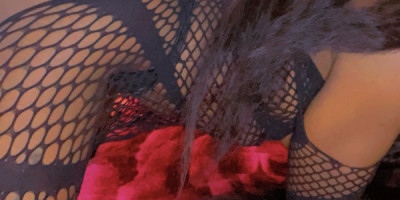 Naughty little girl with a fun side. Let me take away your worries. Real photos