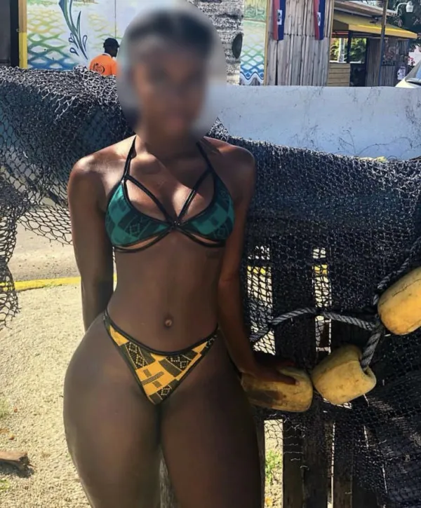 228 GirlFriend Experience Avatar Bg