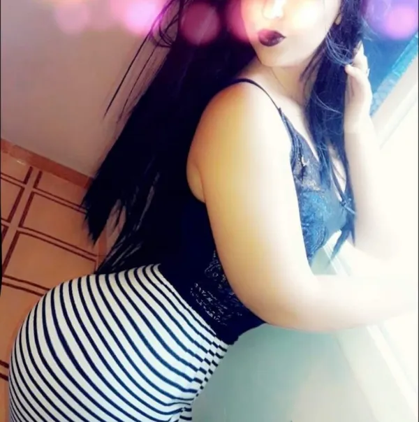 Nesrine Avatar Bg