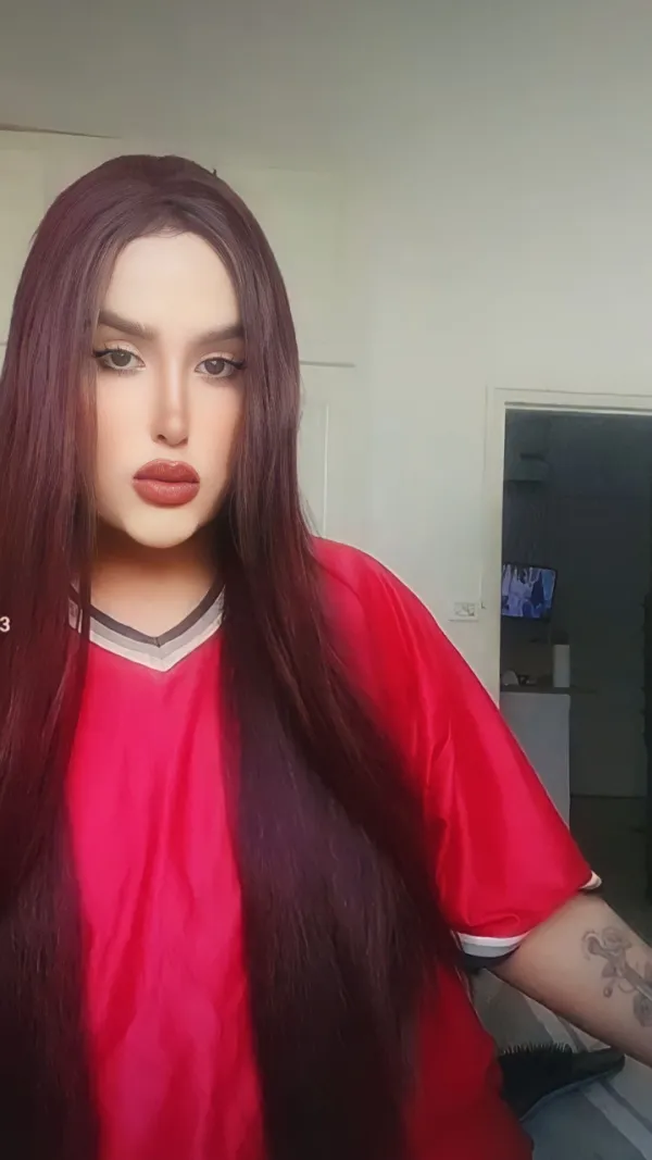 Sarra Arslan Avatar Bg