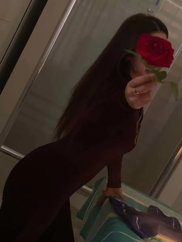 Amel Amoula Avatar Bg