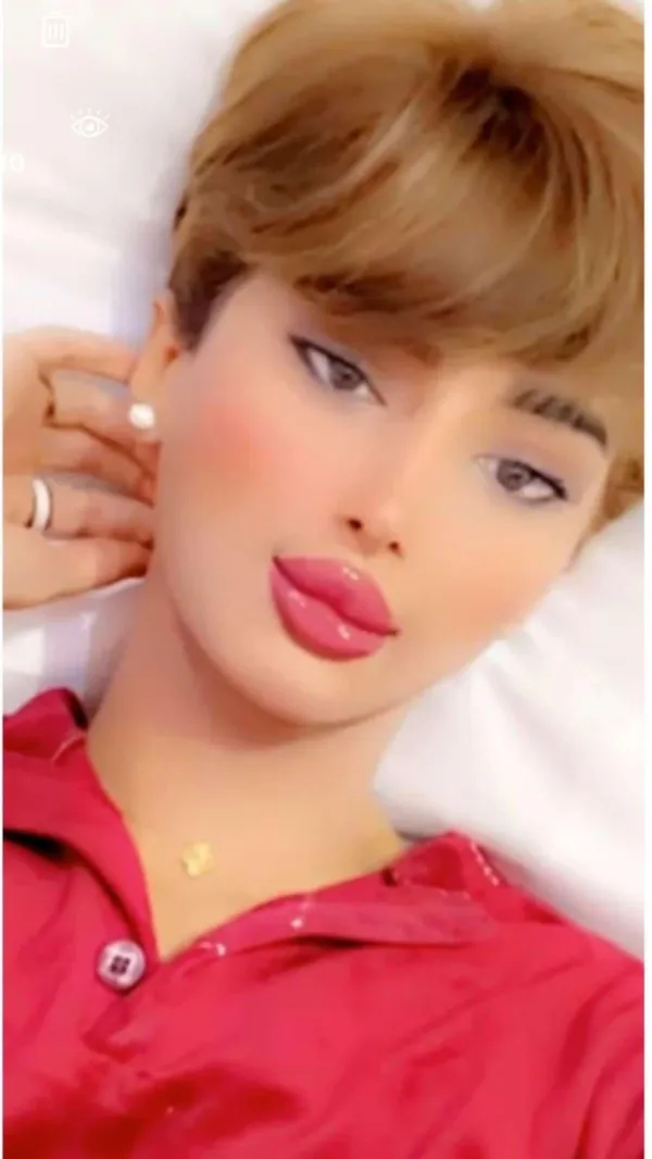 Femboy Istanbul Avatar Bg
