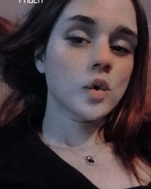 Vioelta Avatar Bg