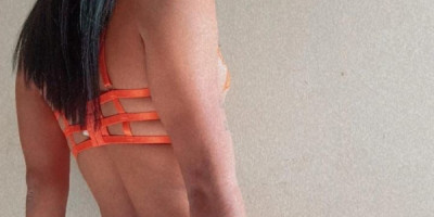 Hola soy Michell tengo 19 años de edad trabajo las 24 horas