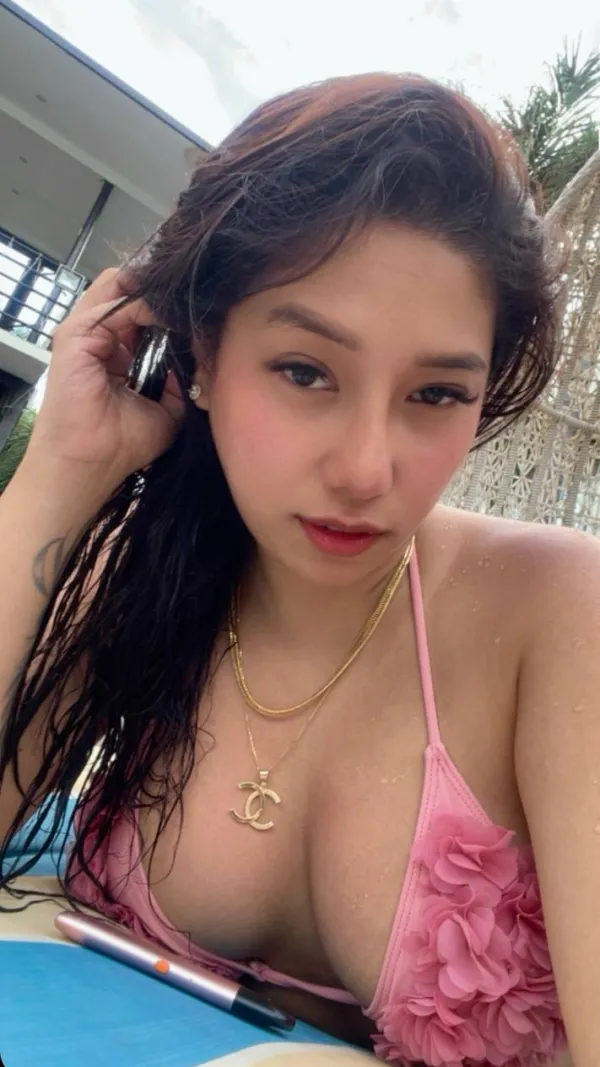 Karina Avatar Bg
