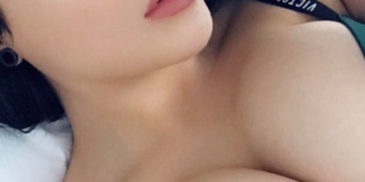 Photo of Exotic Hott Sexy Brunette Babe!-medium-24