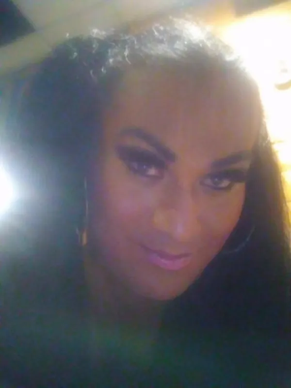 JOSELYN Avatar Bg