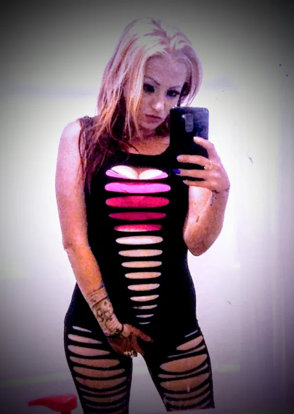 Abby Avatar Bg