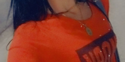 Natalia video llamadas por WhatsApp te saco la leche papi y te hago de todo lo que pidas sin miedo para que te corras rico en mi cara