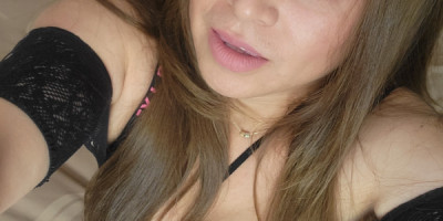 Hello daddy i'm a latina Ts girl Hola papi soy una chica ts