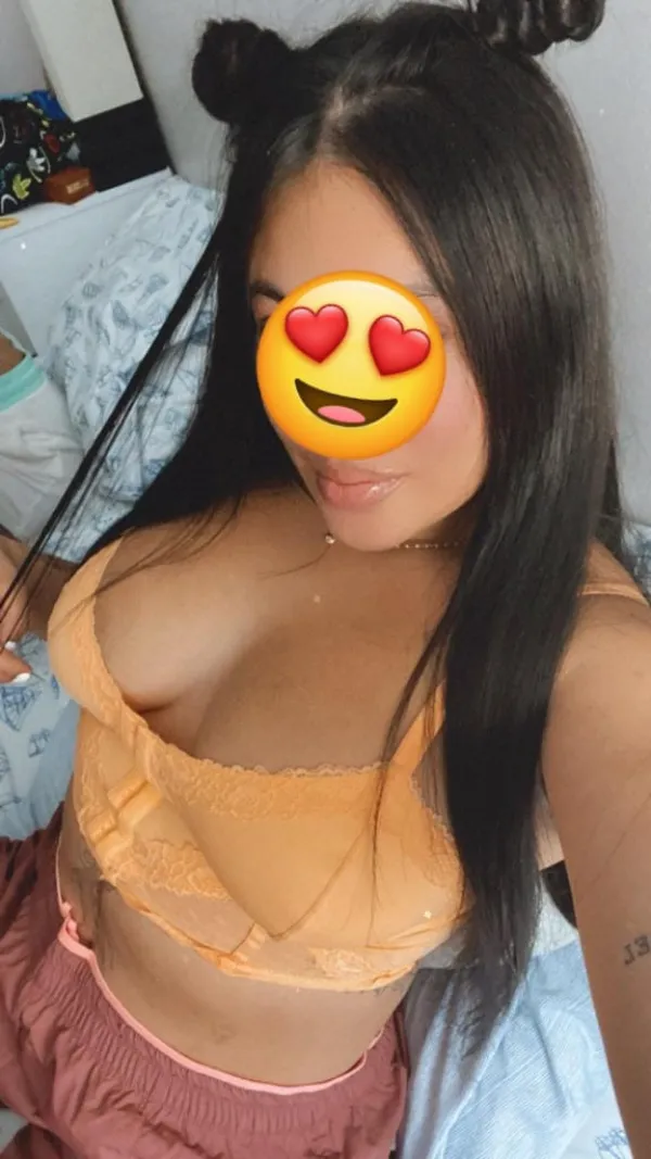 Lola Avatar Bg