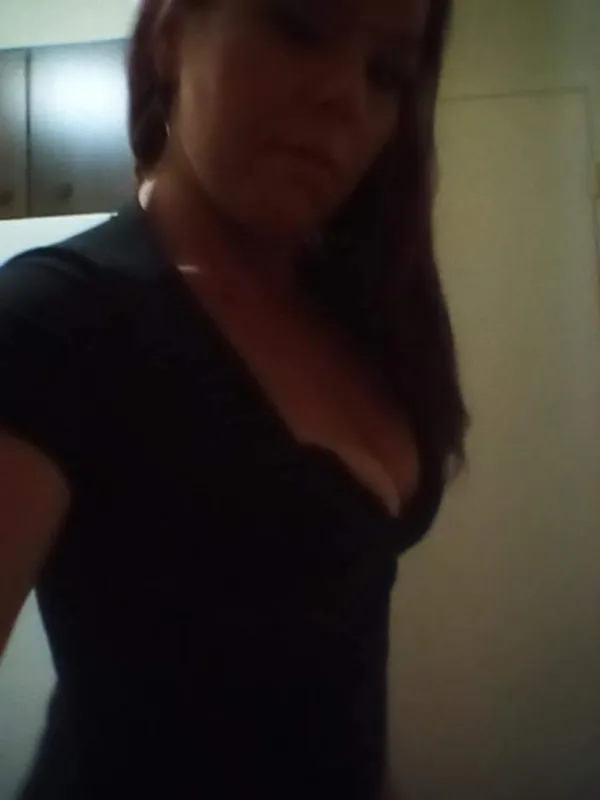 Blu3y3z412 Avatar Bg