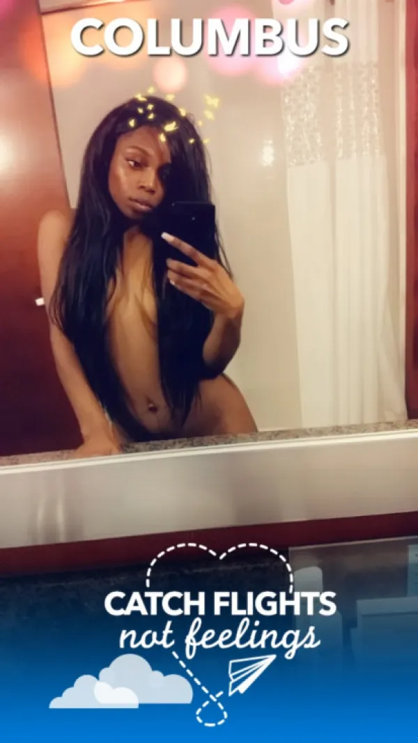 LailahLove Avatar Bg