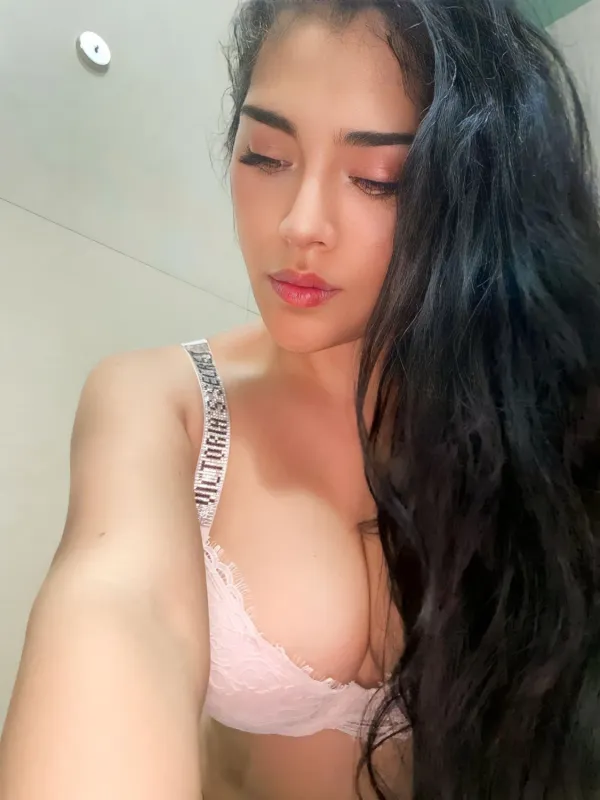 Kamila77 Avatar Bg