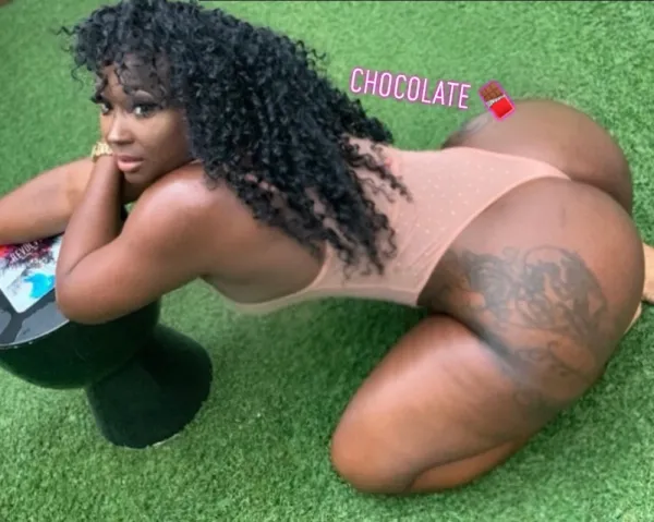 Chocolate Avatar Bg