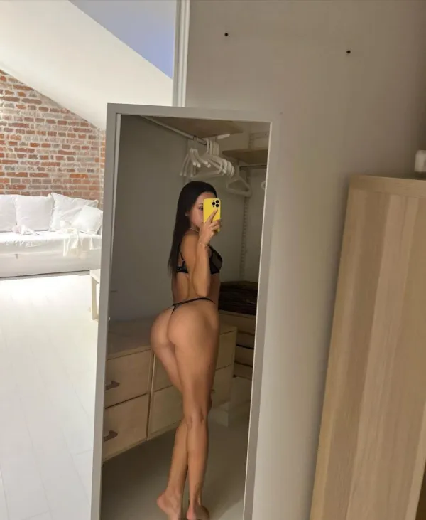 Mandy Avatar Bg