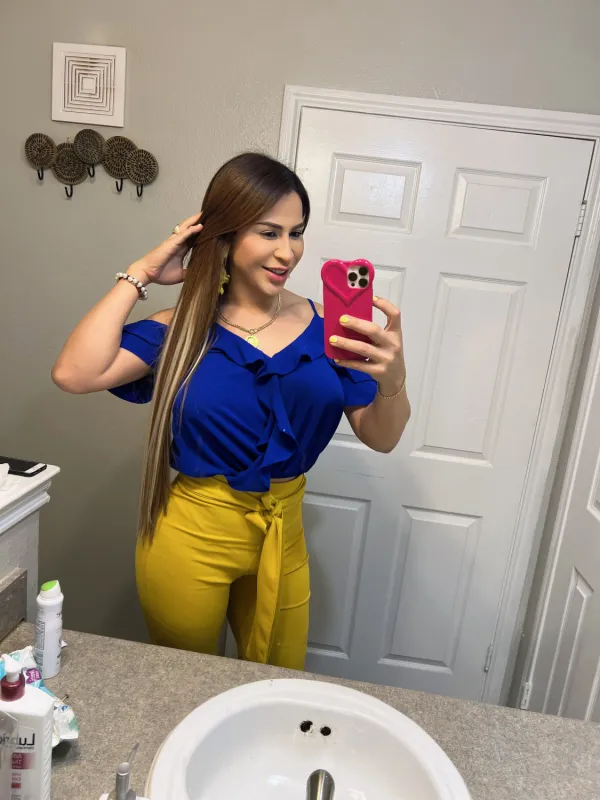 Leslie Sofía Avatar Bg