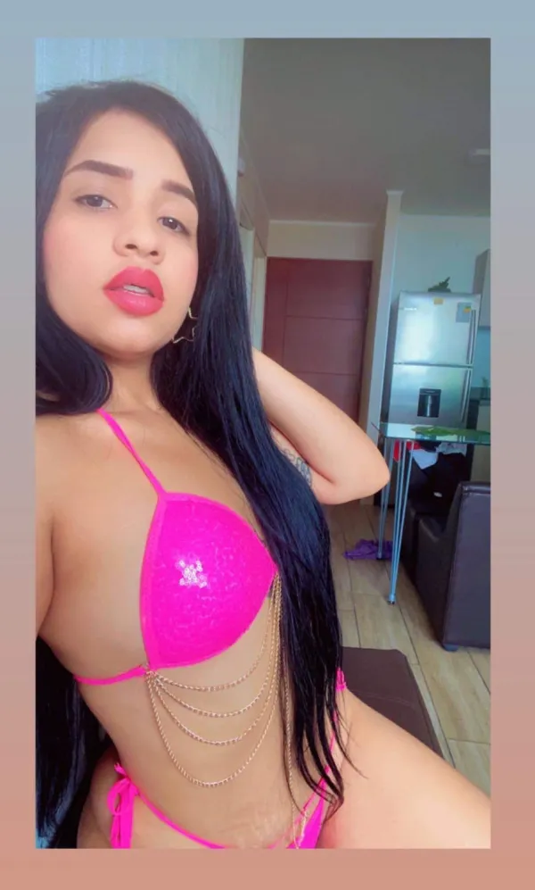Vicky Avatar Bg