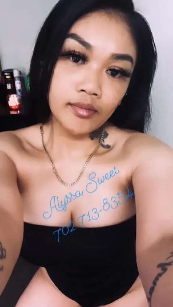 Alyssa Sweet Avatar Bg
