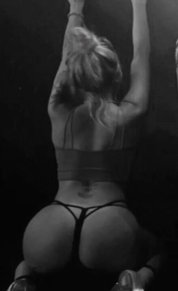 Alli Avatar Bg