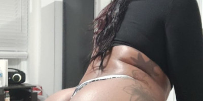 Soy una chica cubana que desea cumplir tus fantasías
