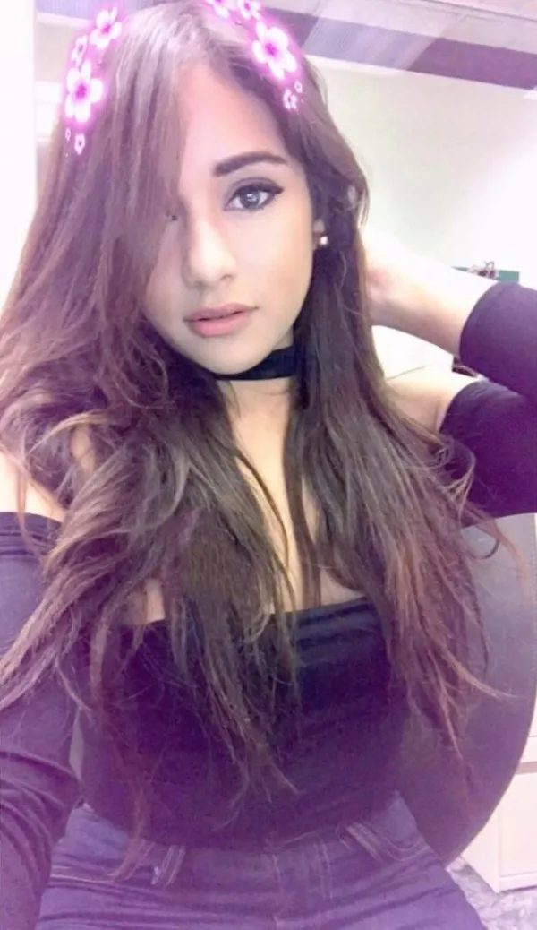 Selinaverit Avatar Bg