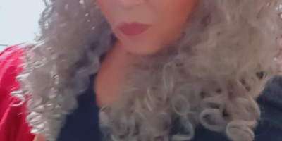 Blaze of Glory sexy older woman looking to hook up with mature gentlem