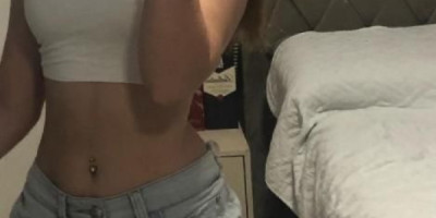 Flaca sexy latina complaciente y caliente