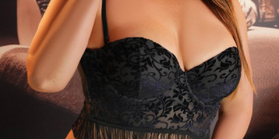 HOT VICTORIA BEAUTIFUL CURBS DELICIOUS BODY YOU WANT TO PLAY I WAIT FO