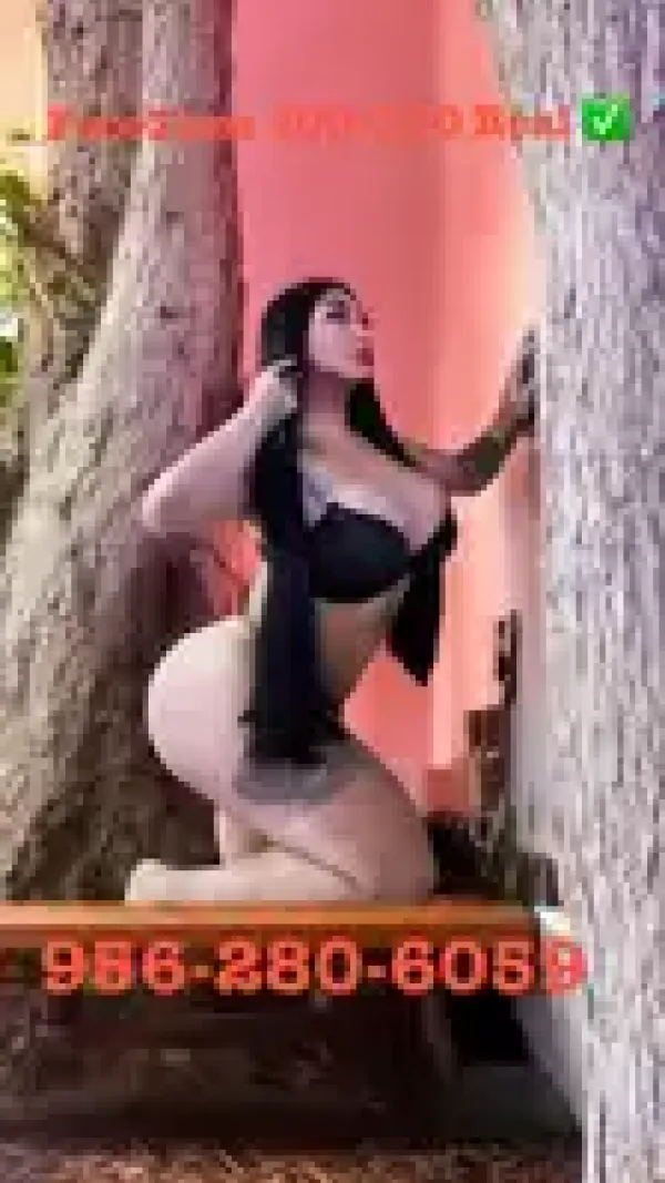 Abril Avatar Bg