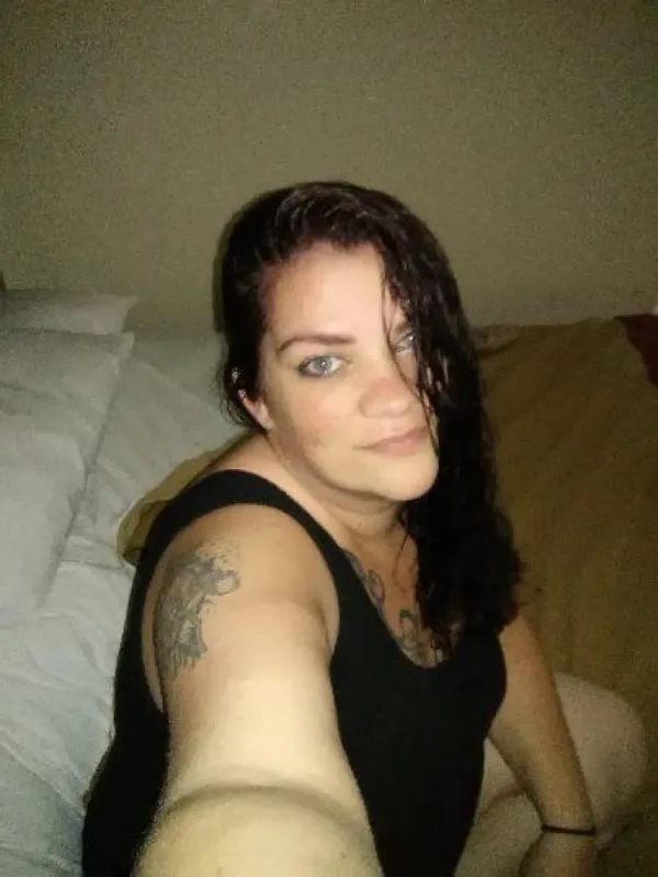 Rubi Noir Avatar Bg