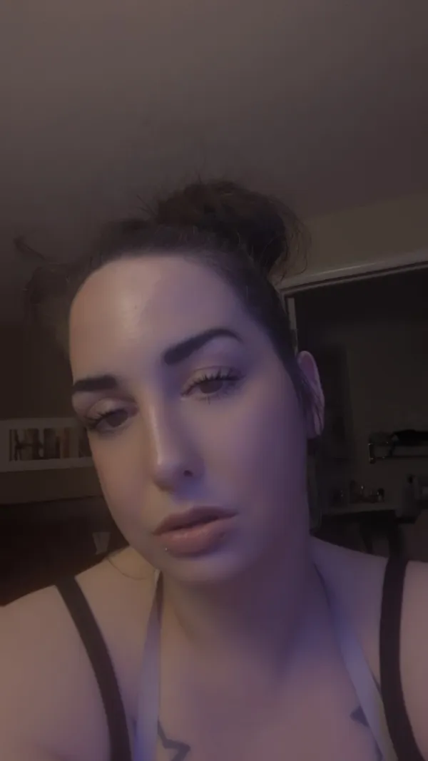 Amy Photos Are Real Avatar Bg