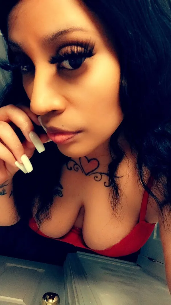 KaykayKarmella Avatar Bg
