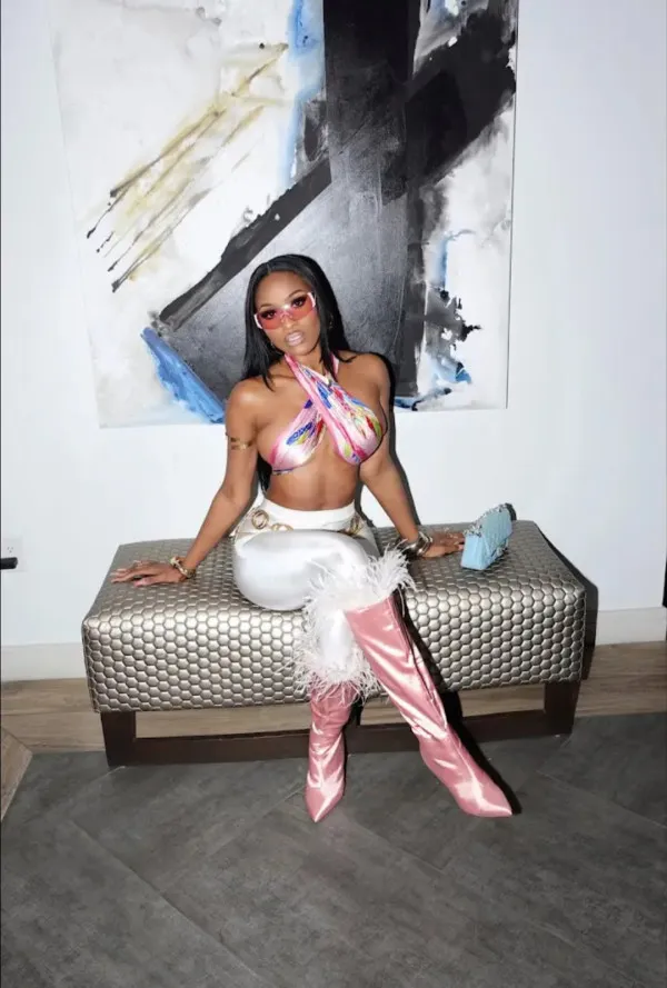 Xia Carson Avatar Bg