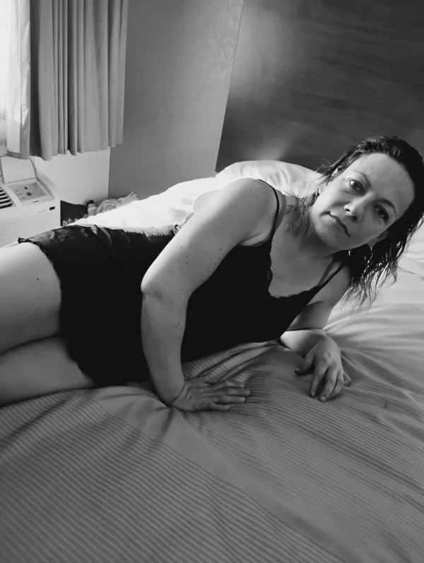 Kristin Straily Avatar Bg