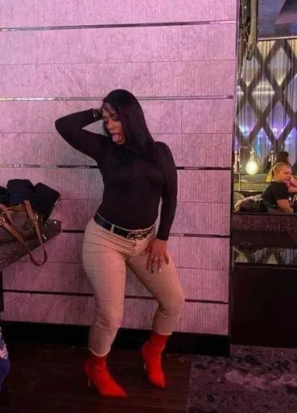 NylaStaxxx Avatar Bg