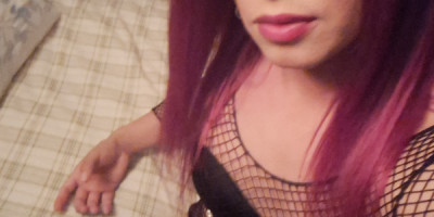 RUBY Chiquilla latina travesti caliente dispuesta a satisfacer todas tus fantasías