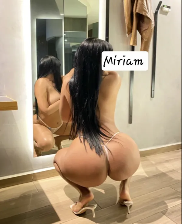 Latinas Avatar Bg