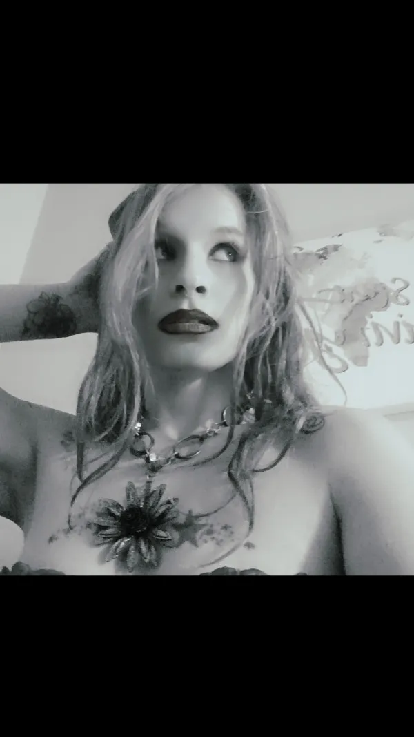 Jenna Rose Avatar Bg