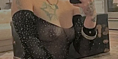PrettyARi My Place Or yours - INCALL OUTCALLS !!