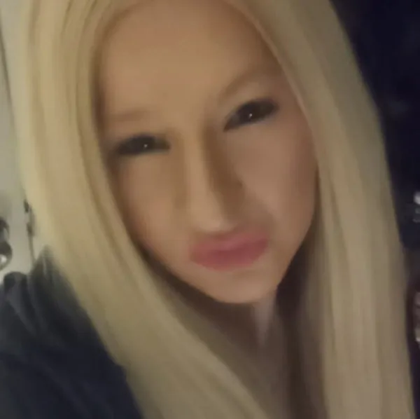 Alana Avatar Bg