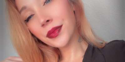 Upscale Slim thick tattooed hottie call or text 24 7