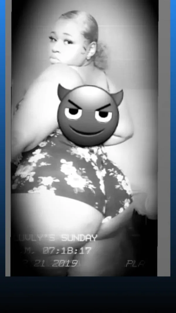 LuvlyTreasure Avatar Bg