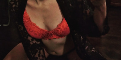 Seductive Saturday Come play at my private and discreet playroom tonight by USF